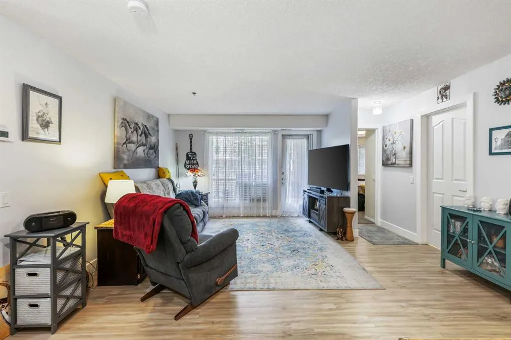 1818 Simcoe Boulevard SW, #1115