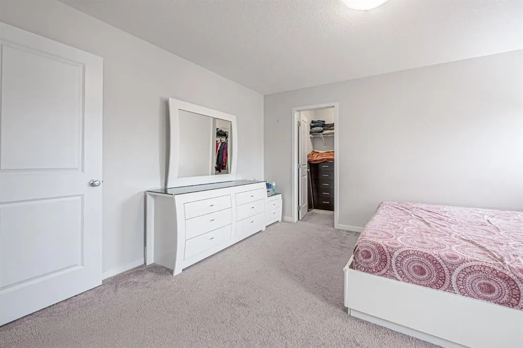 9 Red Sky Road NE
