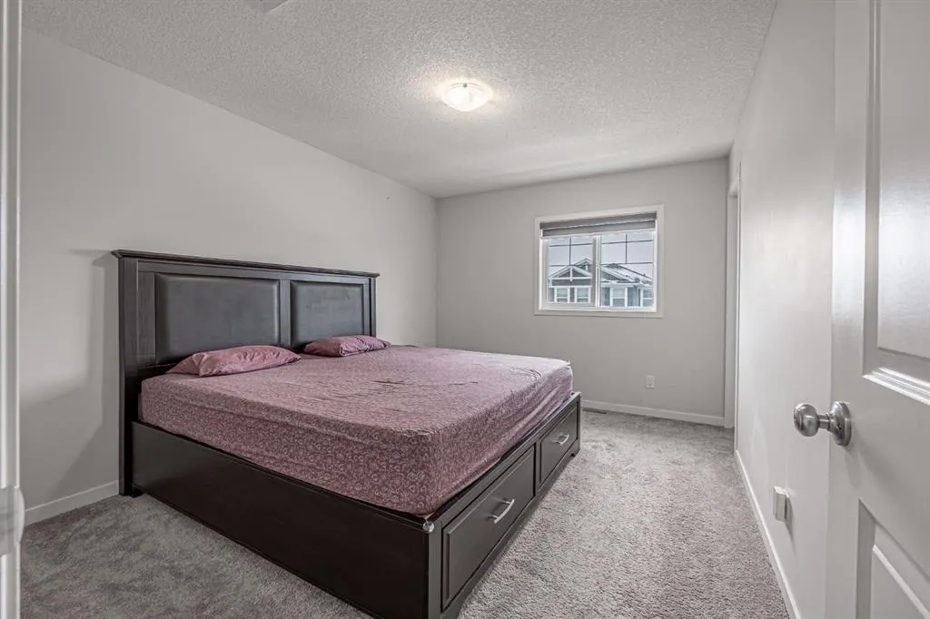 9 Red Sky Road NE