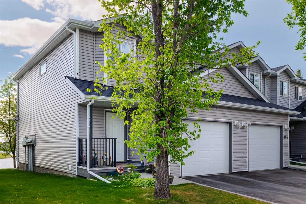 246 Taracove Place NE