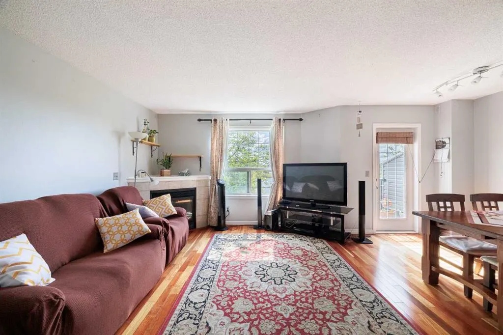 246 Taracove Place NE