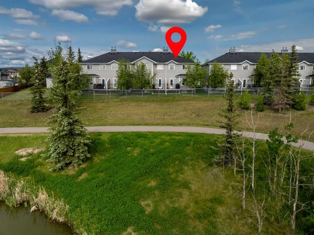 246 Taracove Place NE