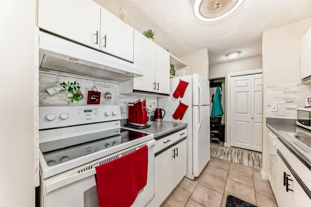 20 Dover Point SE, #314