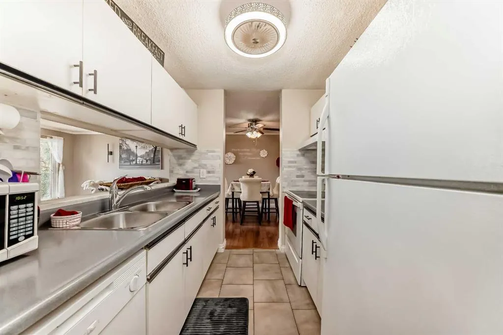 20 Dover Point SE, #314