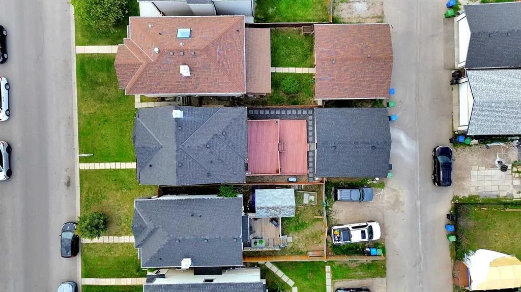 92 Tarington Way NE