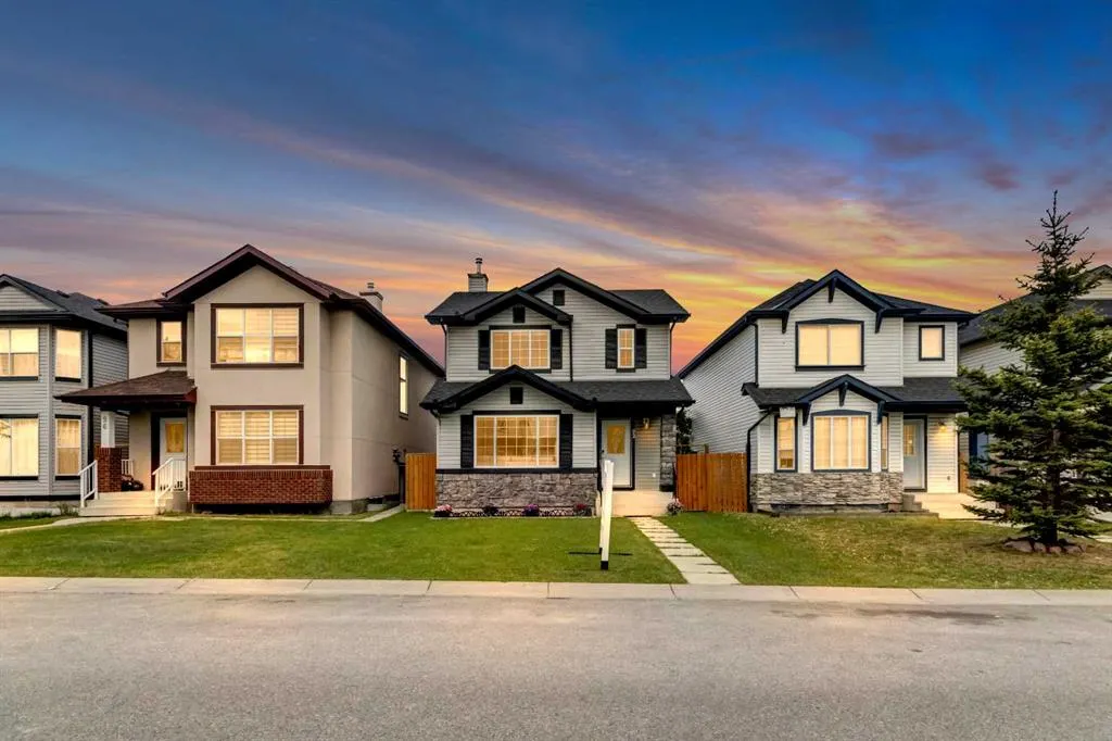 92 Tarington Way NE