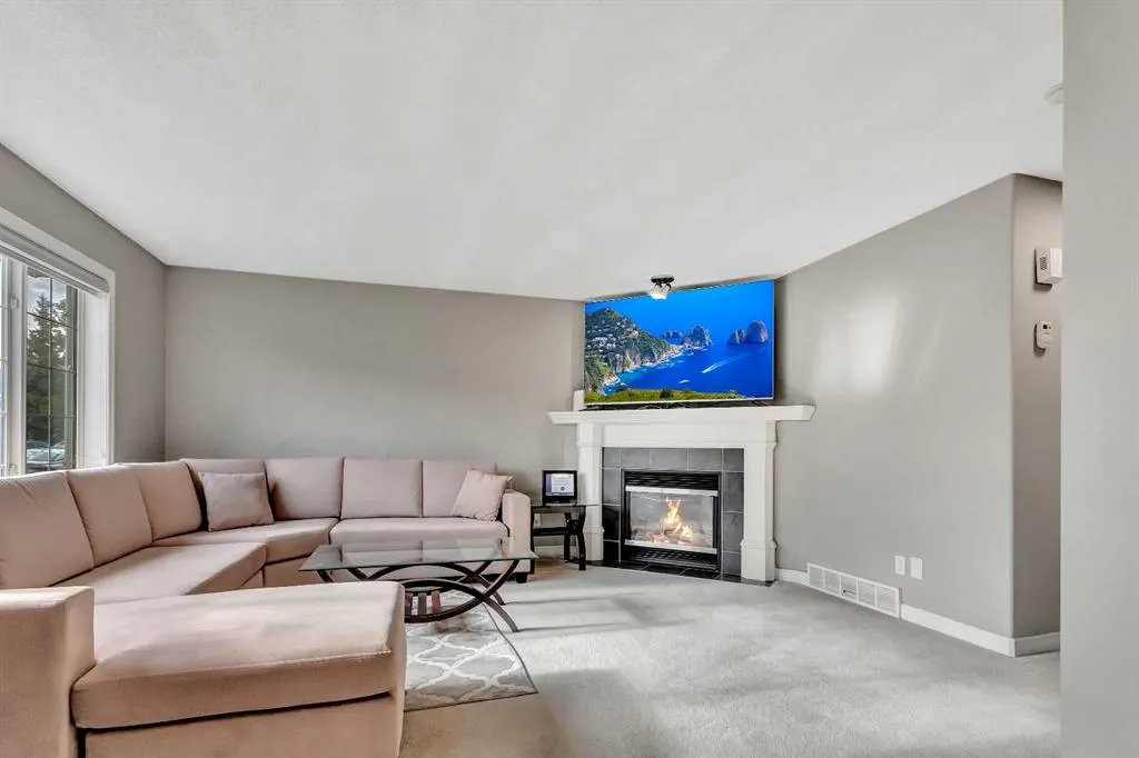 92 Tarington Way NE