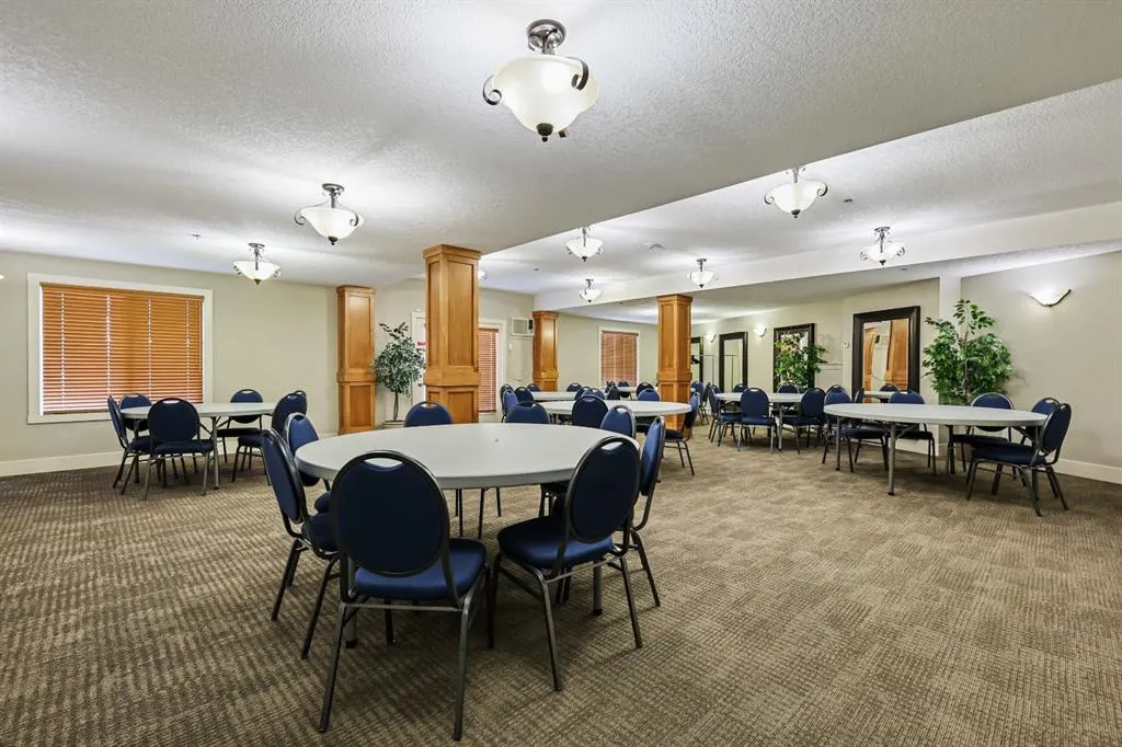 77 George Fox Trail, #107
