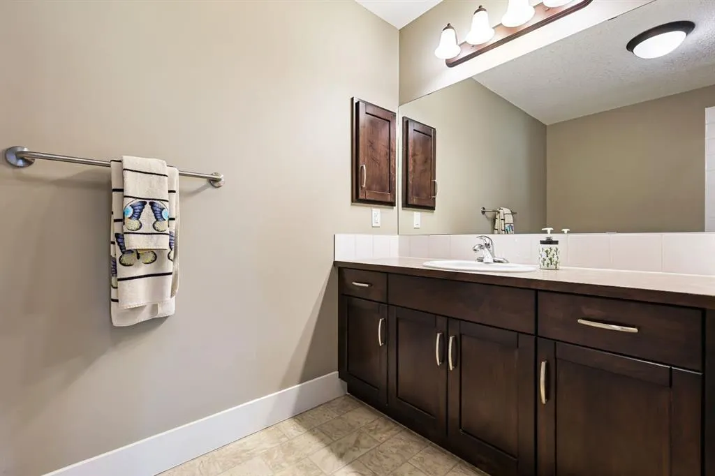 77 George Fox Trail, #107