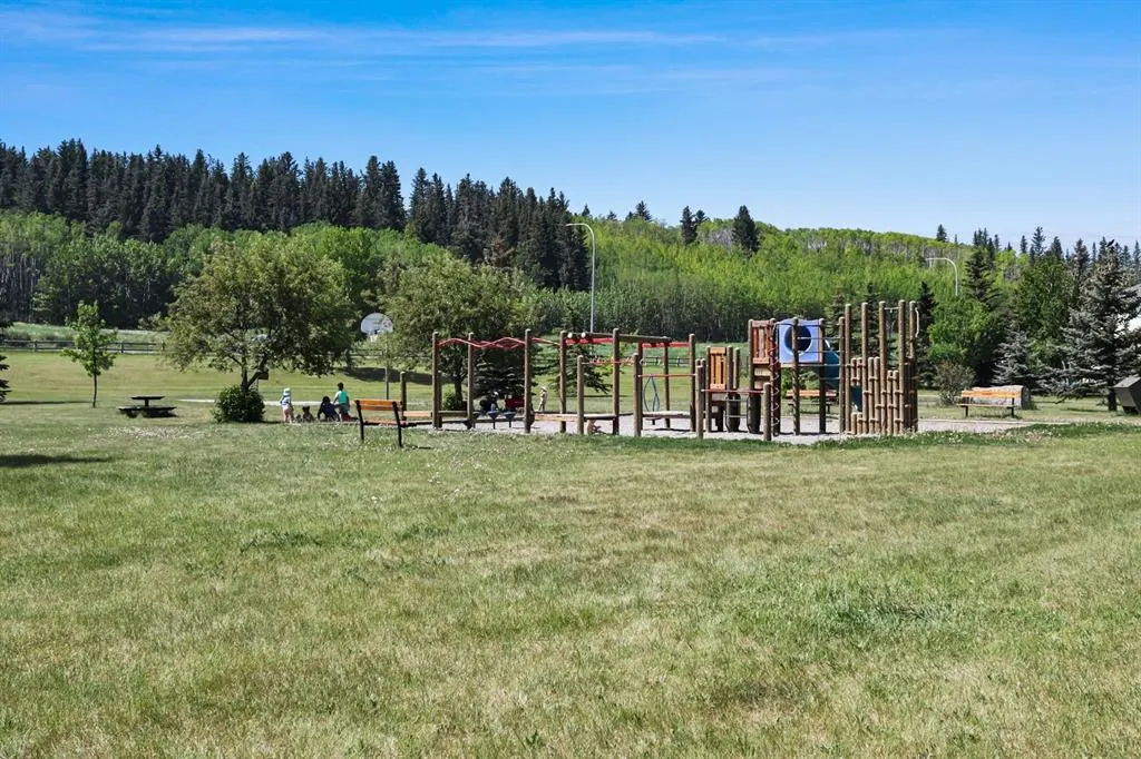 77 George Fox Trail, #107