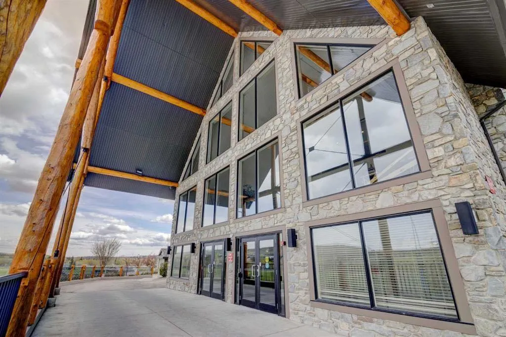 77 George Fox Trail, #107