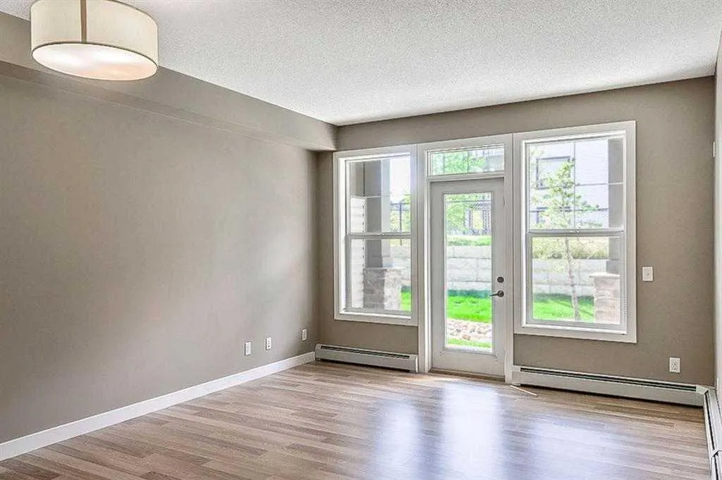 48 Panatella Road NW, #109
