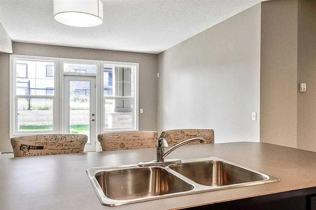 48 Panatella Road NW, #109
