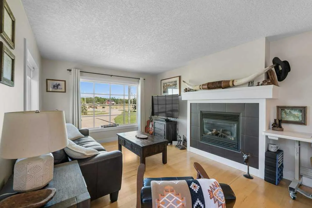 281025 Range Road 42