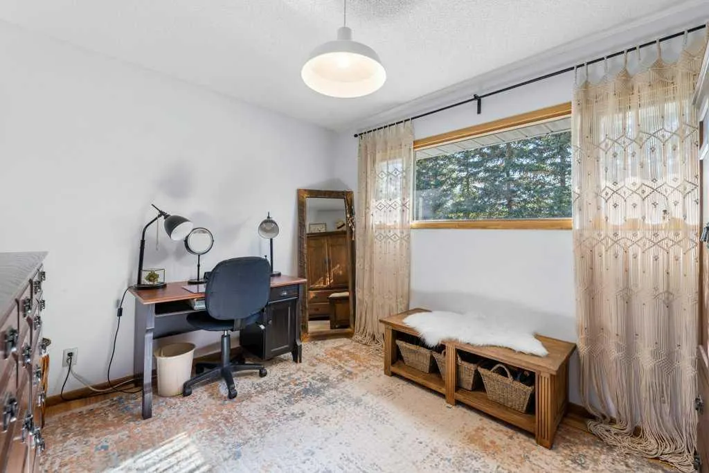 281025 Range Road 42