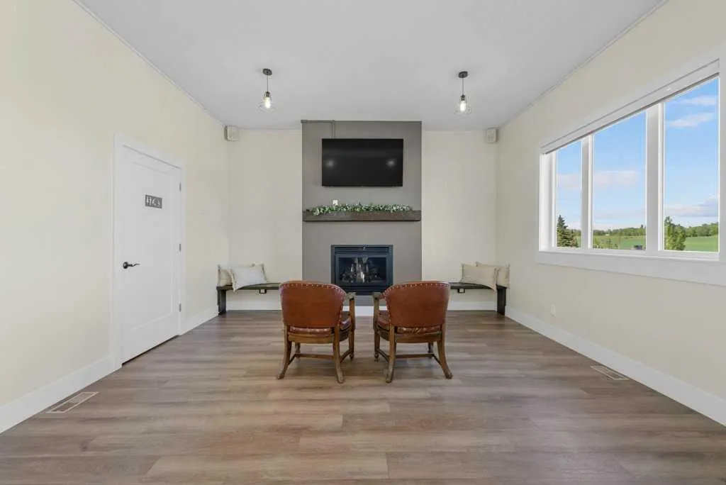 281025 Range Road 42