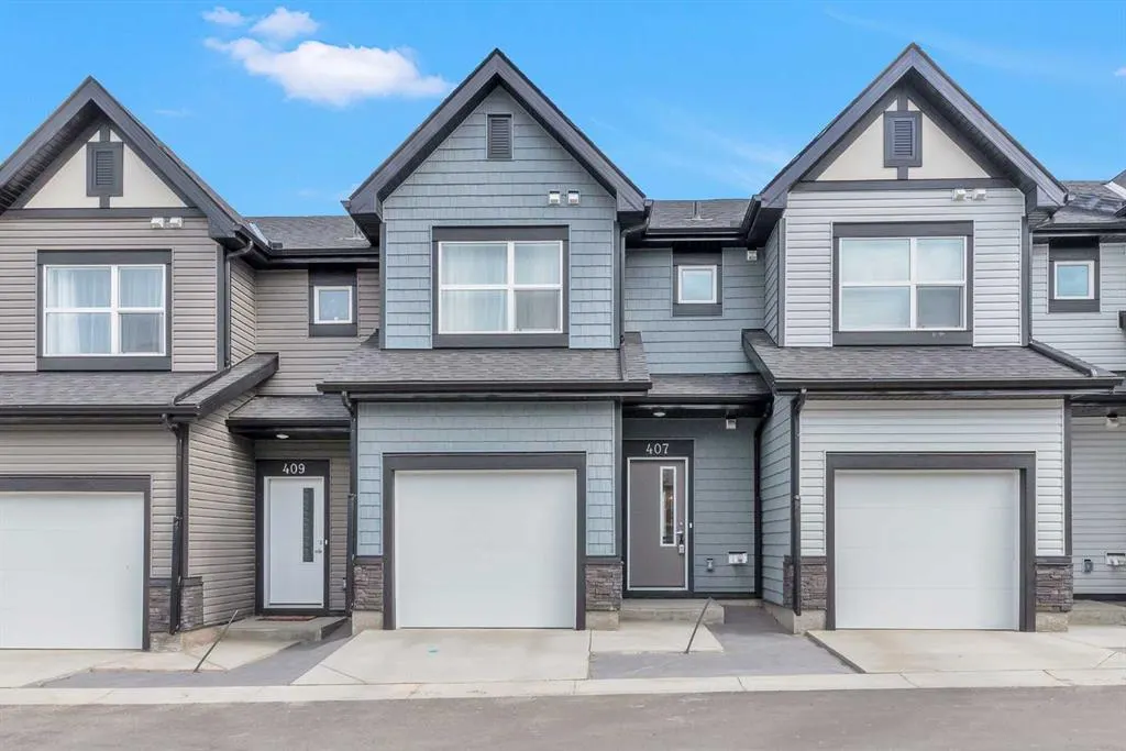 25 Evanscrest Mews NW, #407