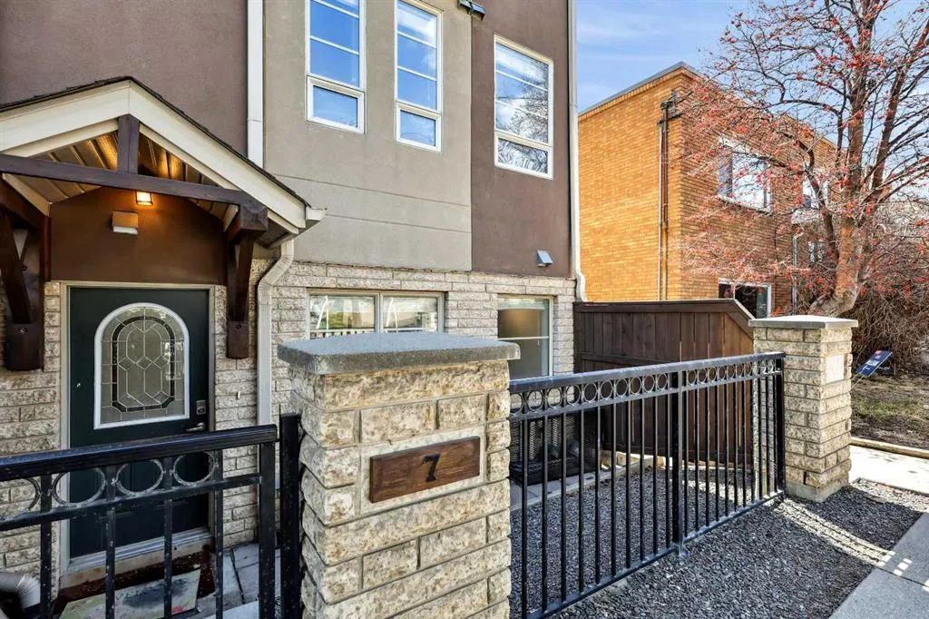 1729 34 Avenue SW, #7