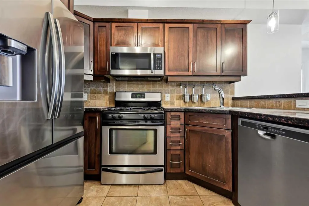 1729 34 Avenue SW, #7