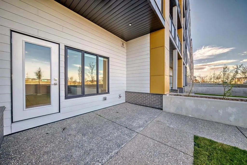 60 Skyview Ranch Road NE, #2117