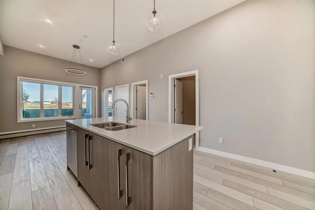 60 Skyview Ranch Road NE, #2117