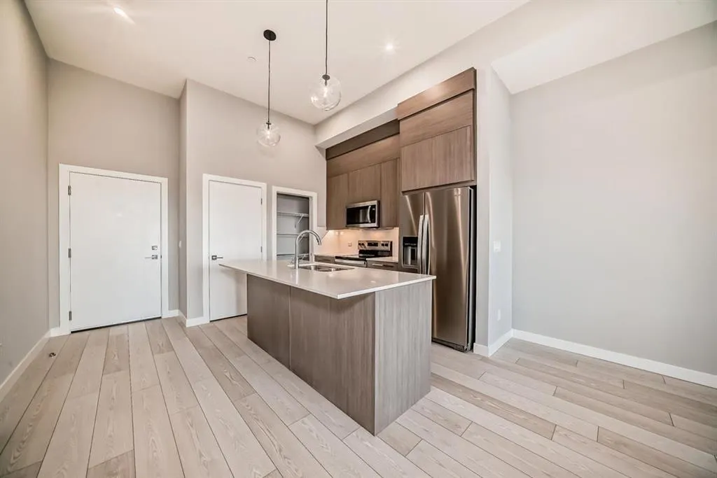 60 Skyview Ranch Road NE, #2117