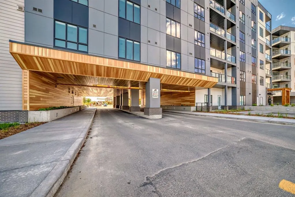 60 Skyview Ranch Road NE, #2117