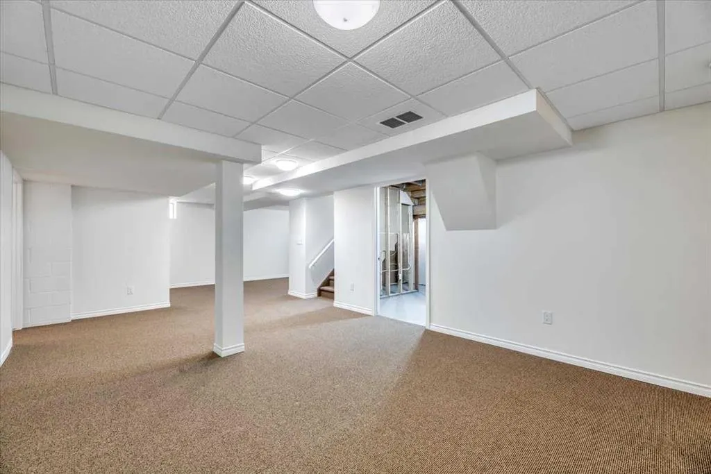 933 Macleod Trail SW
