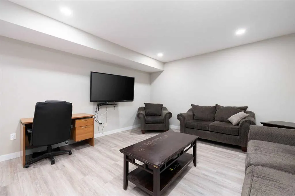 226 ARSENAULT Crescent