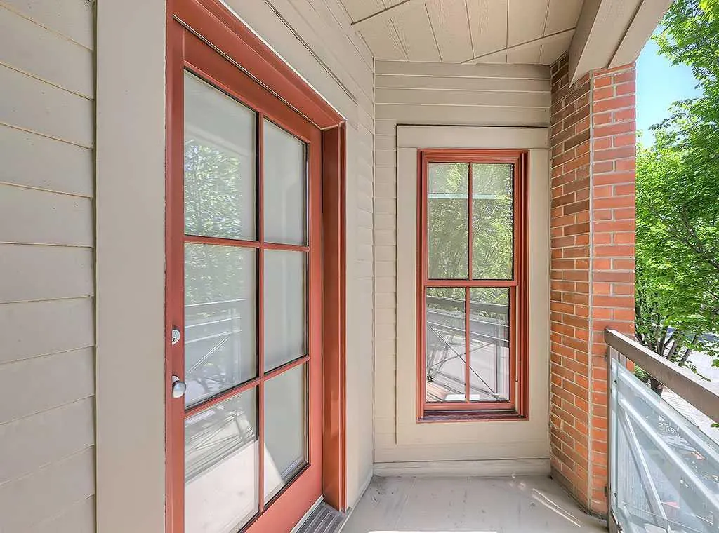 120 4 Avenue SW, #201