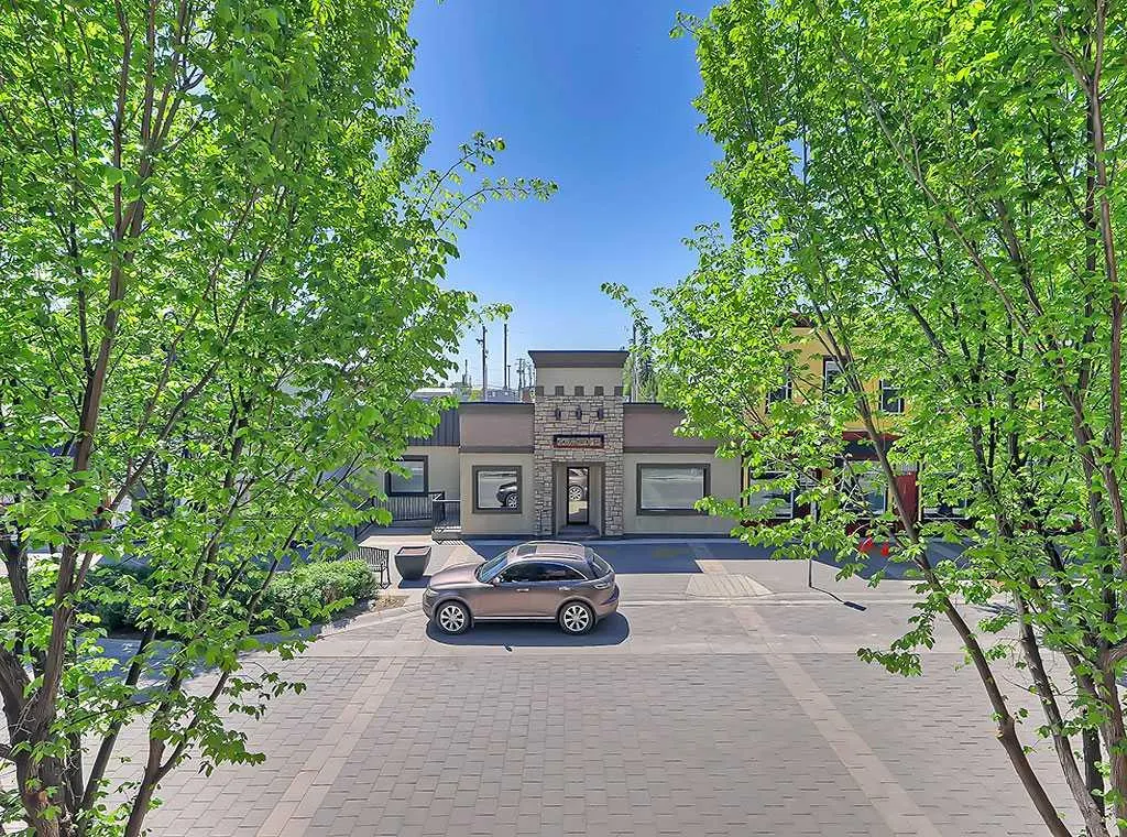 120 4 Avenue SW, #201