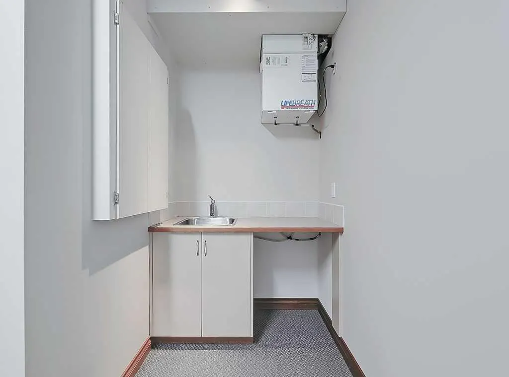 120 4 Avenue SW, #201