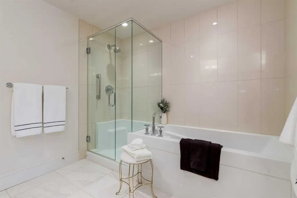 131 Quarry Way SE, #103