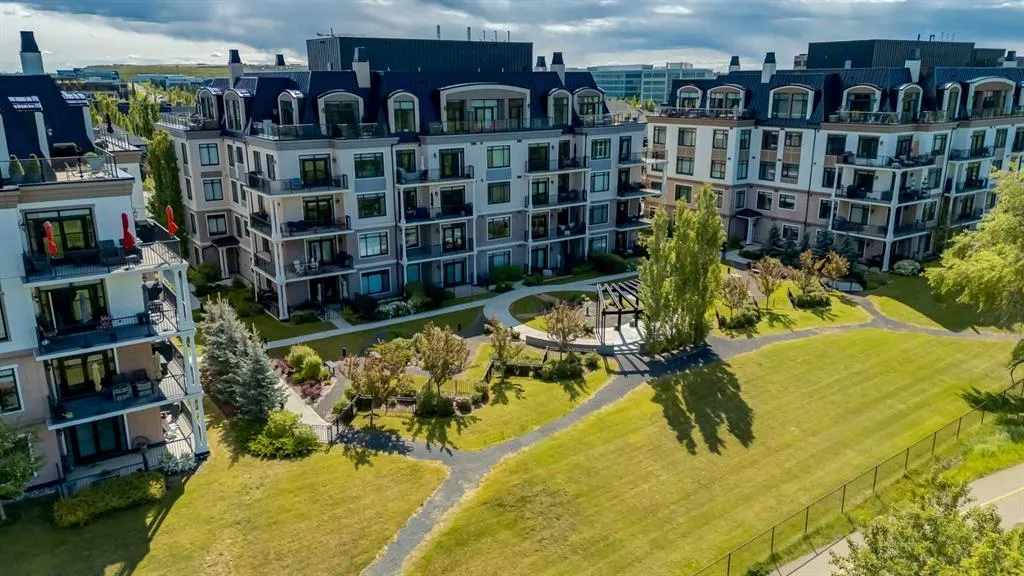 131 Quarry Way SE, #103