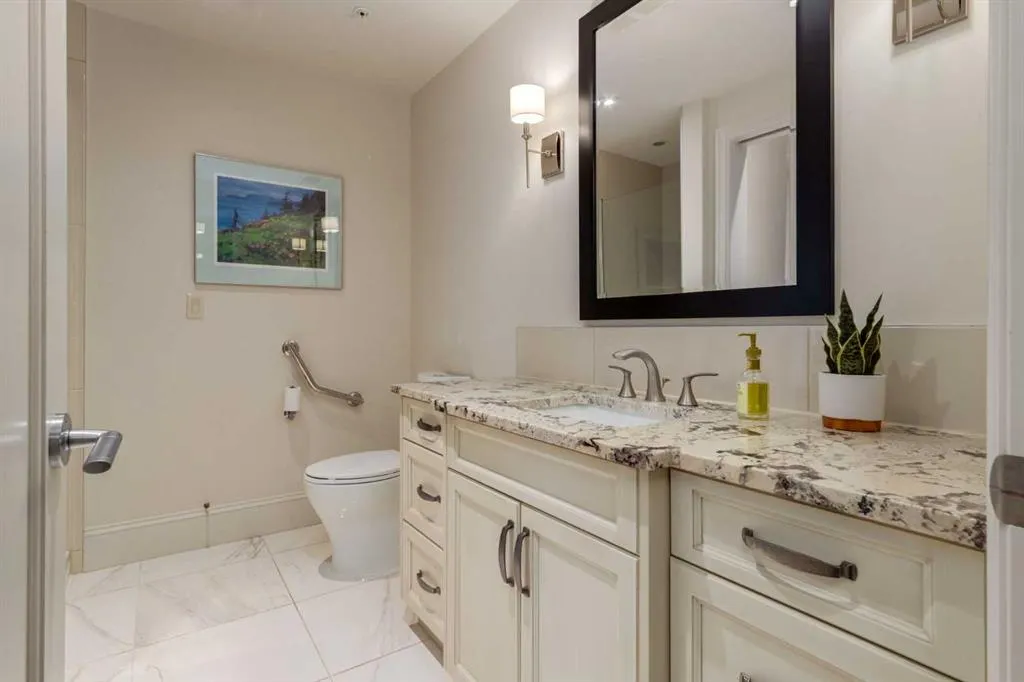 131 Quarry Way SE, #103