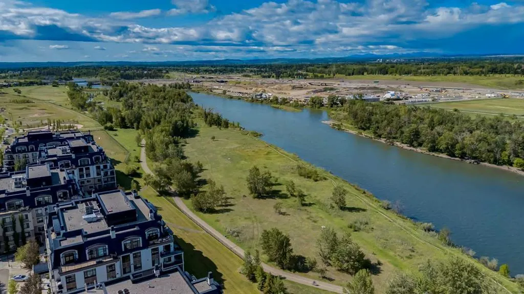 131 Quarry Way SE, #103