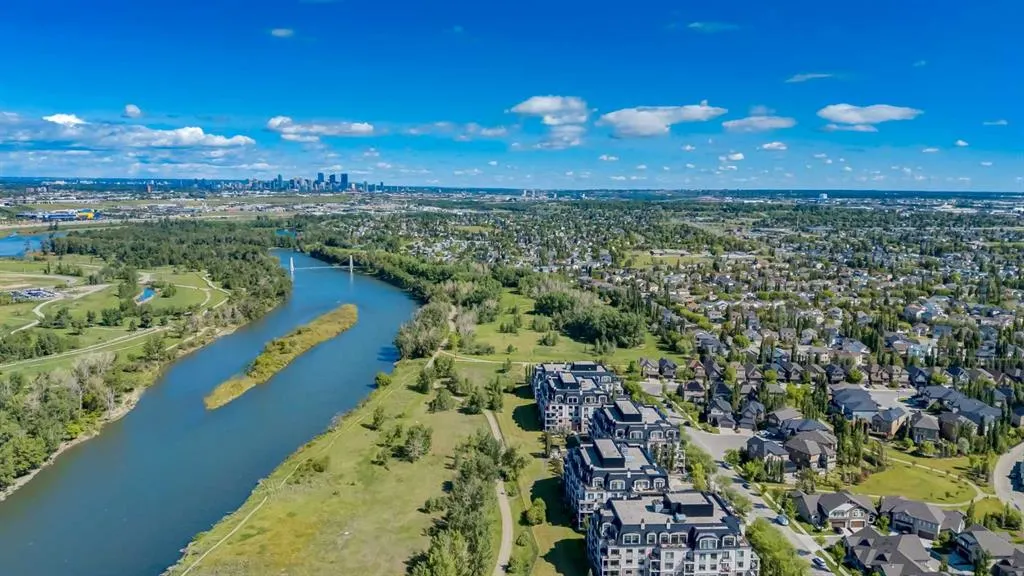 131 Quarry Way SE, #103