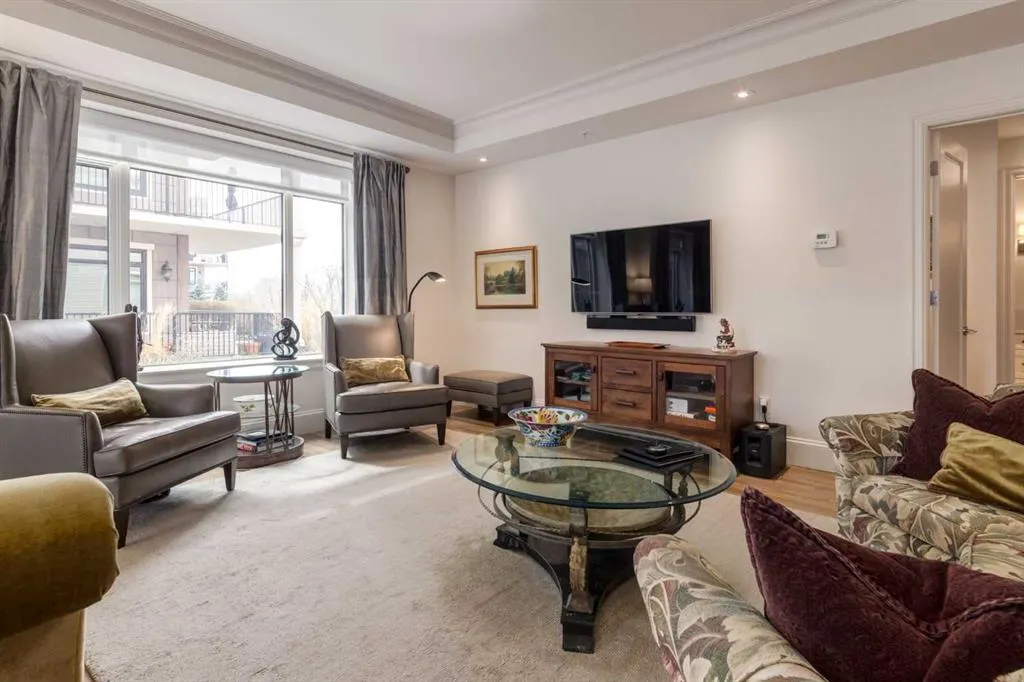 131 Quarry Way SE, #103