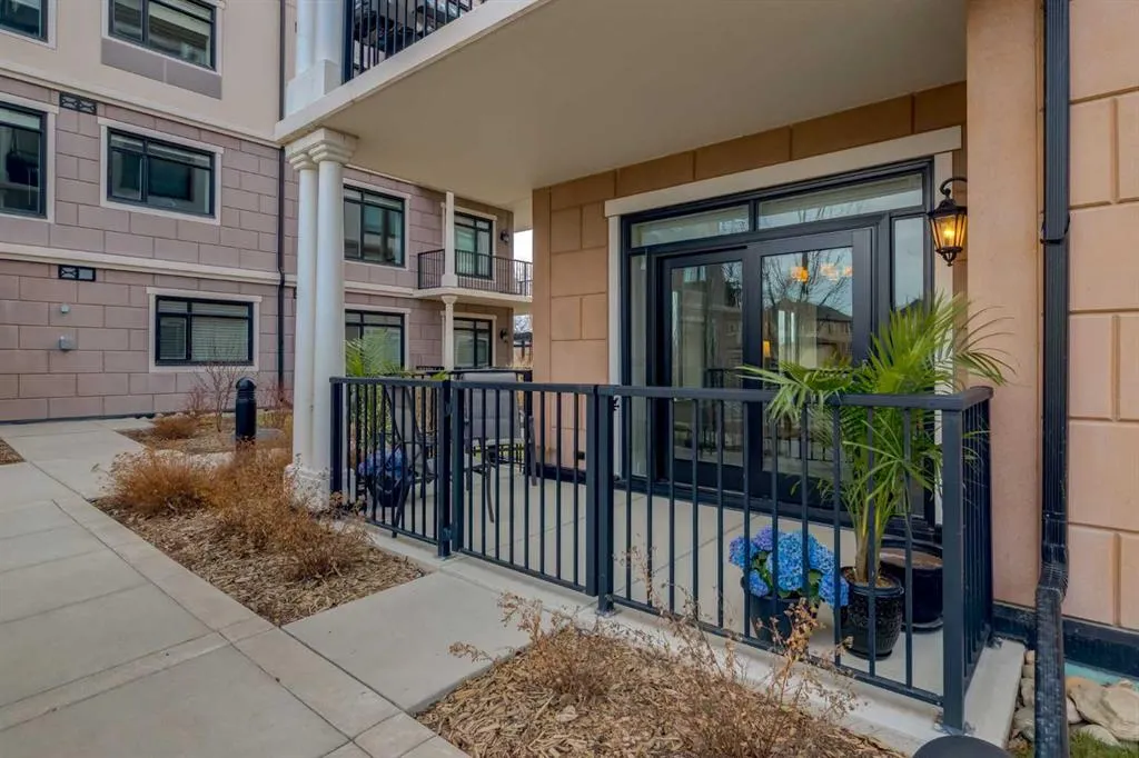 131 Quarry Way SE, #103