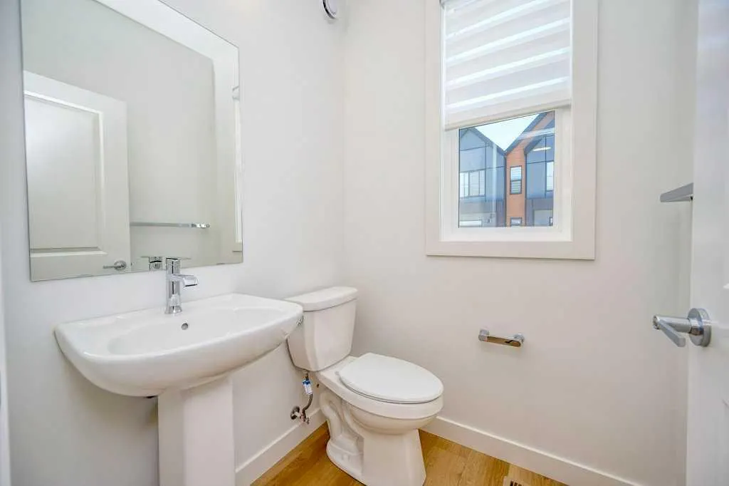 550 Seton Circle SE, #401