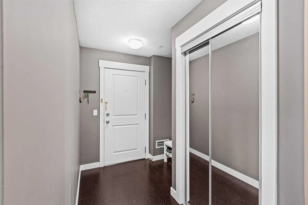 302 Skyview Ranch Drive NE, #3201