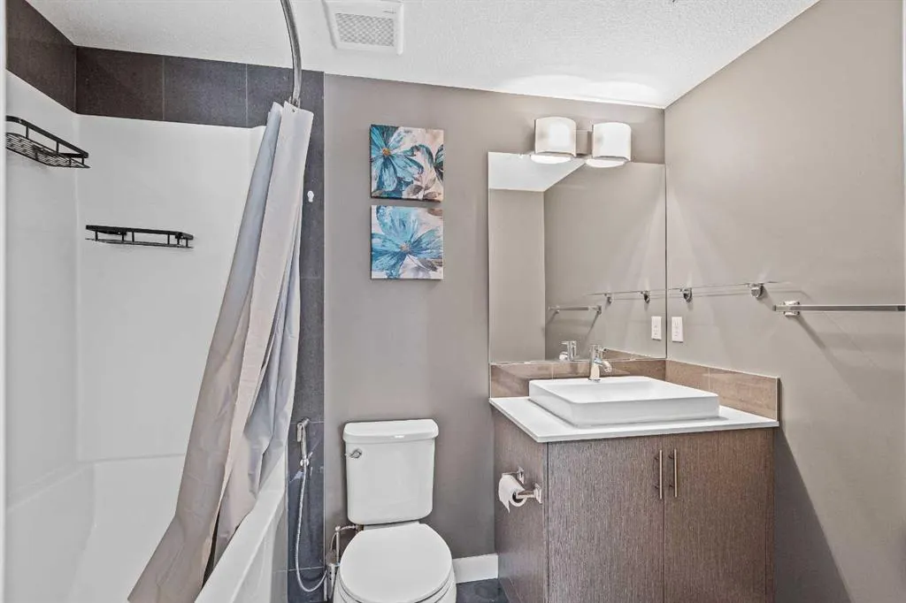 302 Skyview Ranch Drive NE, #3201