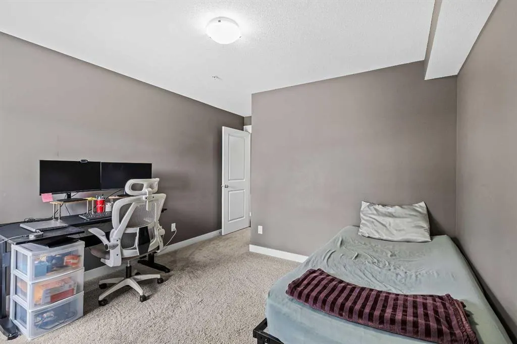 302 Skyview Ranch Drive NE, #3201