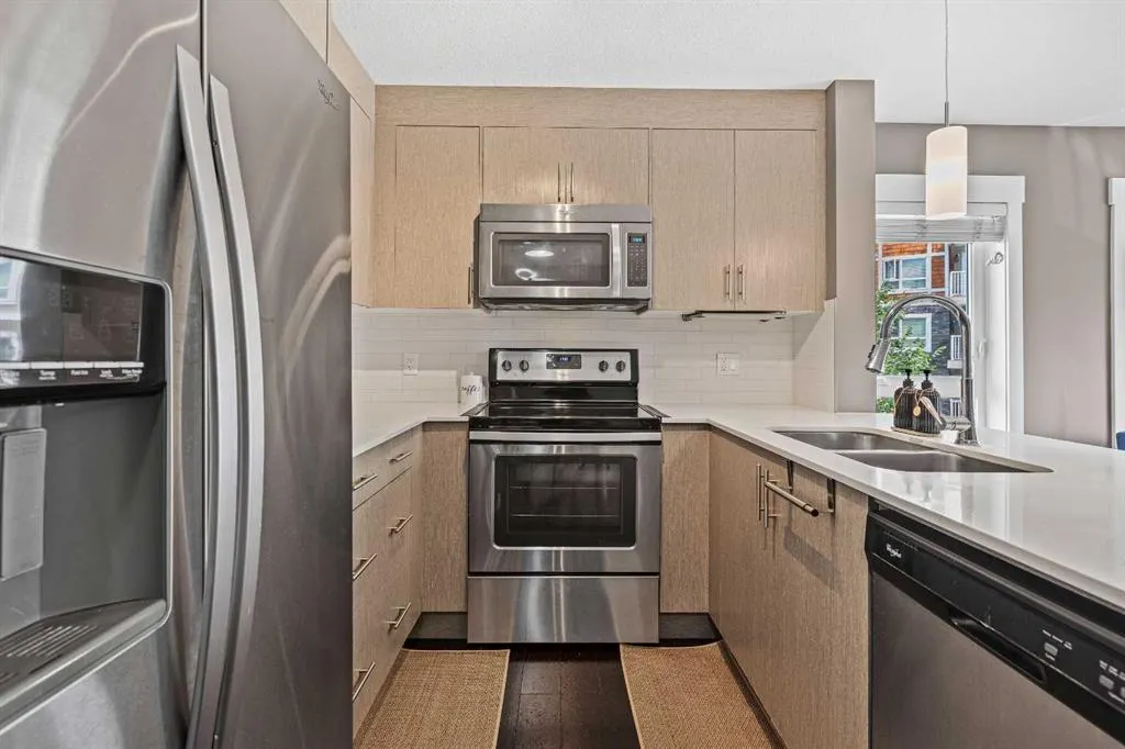 302 Skyview Ranch Drive NE, #3201