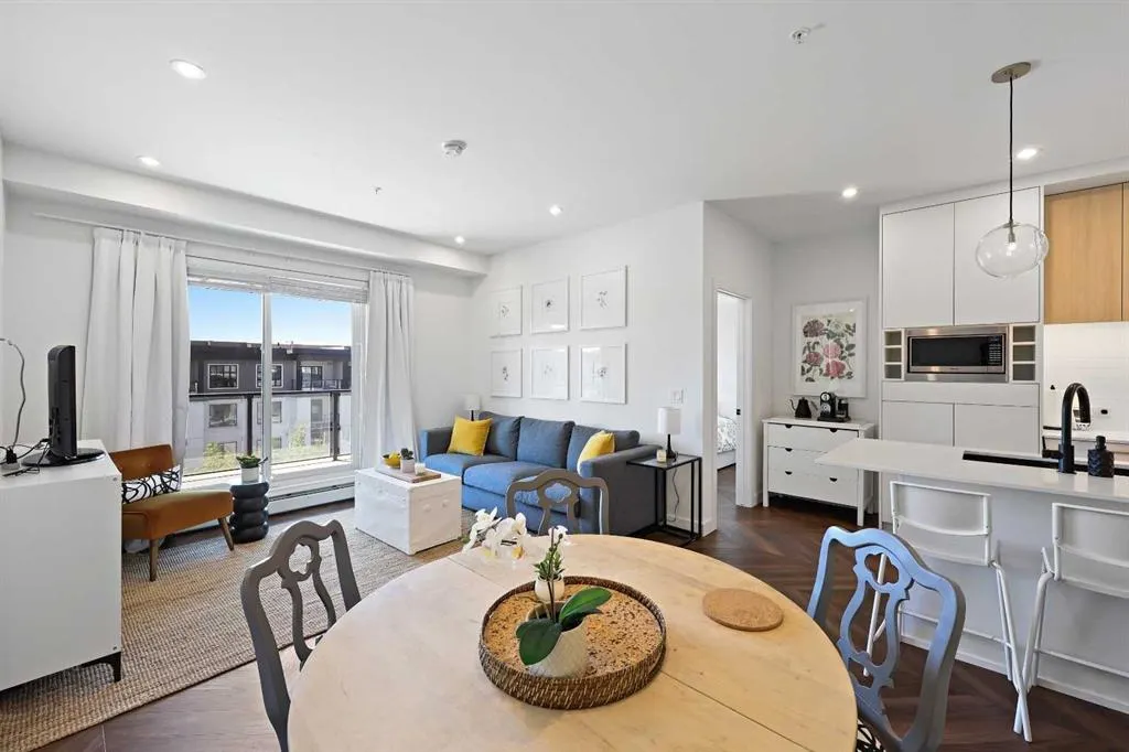 4275 Norford Avenue NW, #421