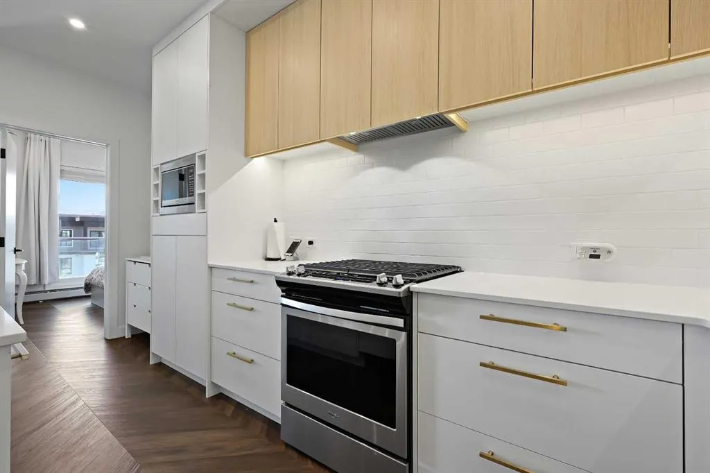 4275 Norford Avenue NW, #421