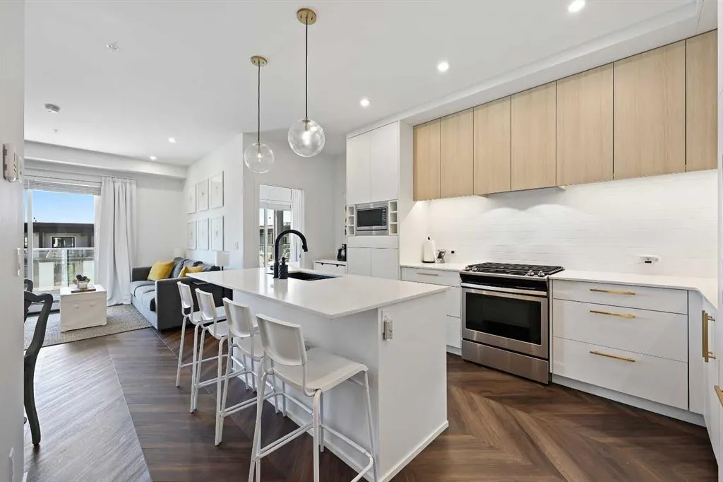 4275 Norford Avenue NW, #421