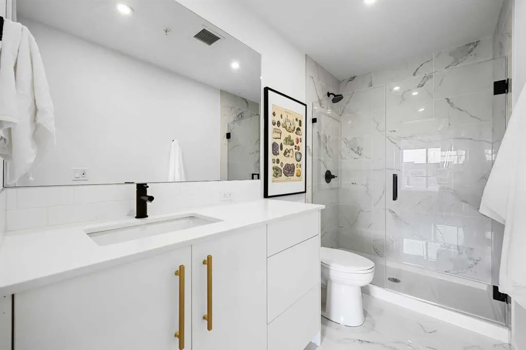 4275 Norford Avenue NW, #421
