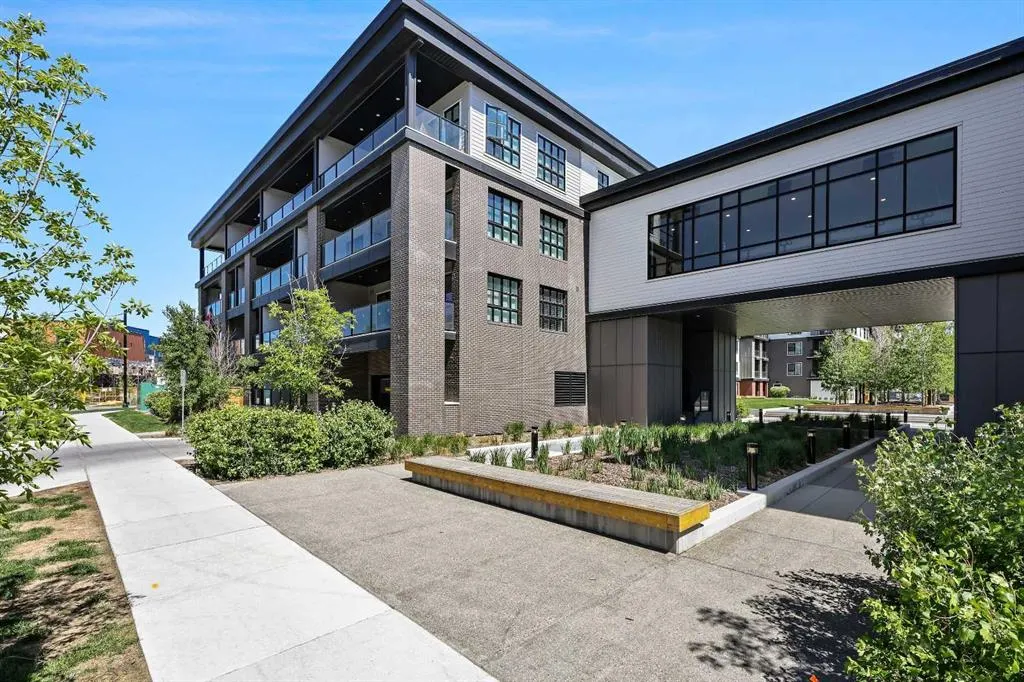 4275 Norford Avenue NW, #421