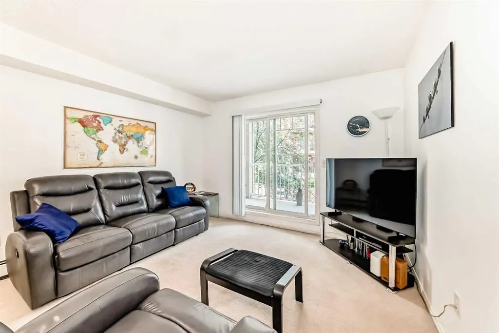 70 PANAMOUNT Drive NW, #4212
